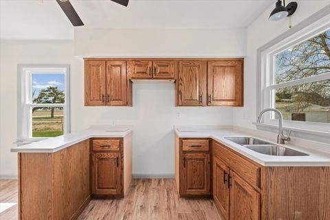 Tiny photo for 619 E 11th Street, Gibson City, IL 60936 (MLS # 12590754)