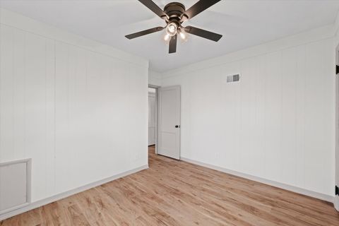 Tiny photo for 619 E 11th Street, Gibson City, IL 60936 (MLS # 12590754)