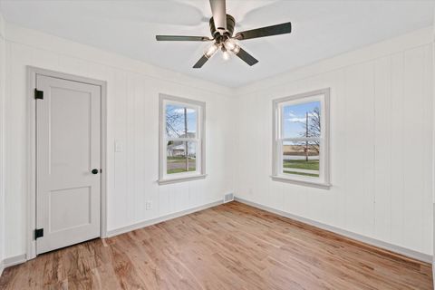 Tiny photo for 619 E 11th Street, Gibson City, IL 60936 (MLS # 12590754)