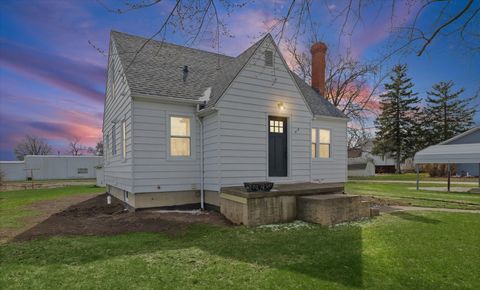 Tiny photo for 619 E 11th Street, Gibson City, IL 60936 (MLS # 12590754)