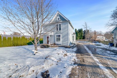Tiny photo for 219 Calvert Avenue, Chadwick, IL 61014 (MLS # 12534633)