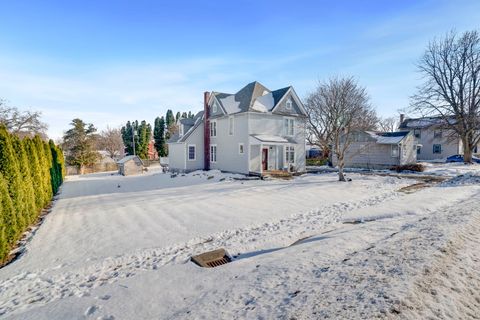 Tiny photo for 219 Calvert Avenue, Chadwick, IL 61014 (MLS # 12534633)