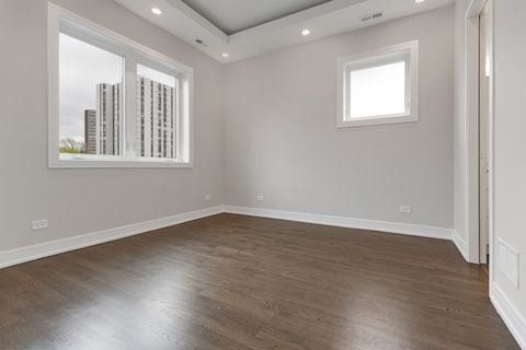 Tiny photo for 225 S Hamilton Avenue #3, Chicago, IL 60612 (MLS # 12624138)