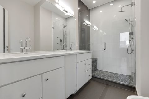 Tiny photo for 225 S Hamilton Avenue #3, Chicago, IL 60612 (MLS # 12624138)