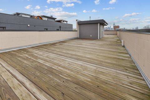 Tiny photo for 225 S Hamilton Avenue #3, Chicago, IL 60612 (MLS # 12624138)