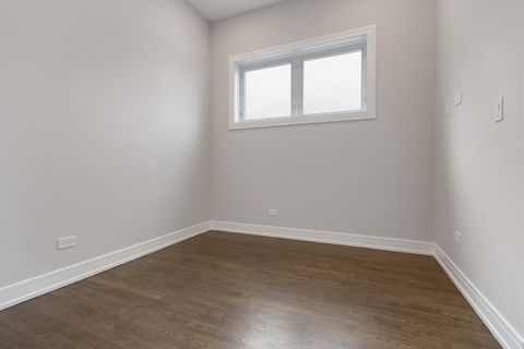 Tiny photo for 225 S Hamilton Avenue #3, Chicago, IL 60612 (MLS # 12624138)