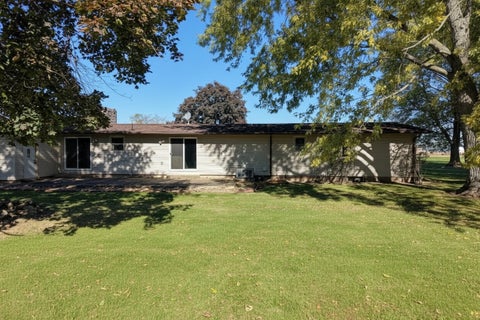 Tiny photo for 2213 E County 9 Road, Milford, IL 60953 (MLS # 12788931)