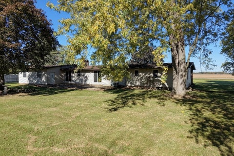 Tiny photo for 2213 E County 9 Road, Milford, IL 60953 (MLS # 12788931)