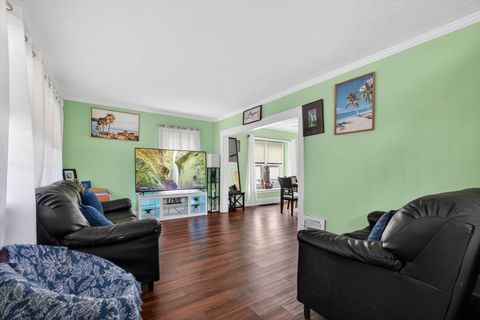 Tiny photo for 1616 25th Avenue, Moline, IL 61265 (MLS # 12557529)