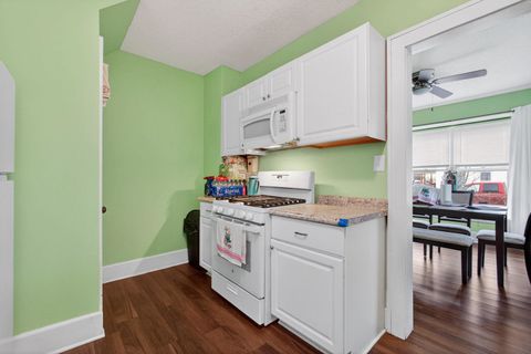 Tiny photo for 1616 25th Avenue, Moline, IL 61265 (MLS # 12557529)