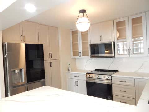 Tiny photo for 6007 N Sheridan Road #20H, Chicago, IL 60660 (MLS # 12706580)