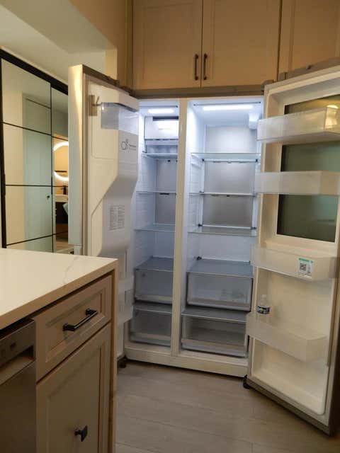 Tiny photo for 6007 N Sheridan Road #20H, Chicago, IL 60660 (MLS # 12706580)