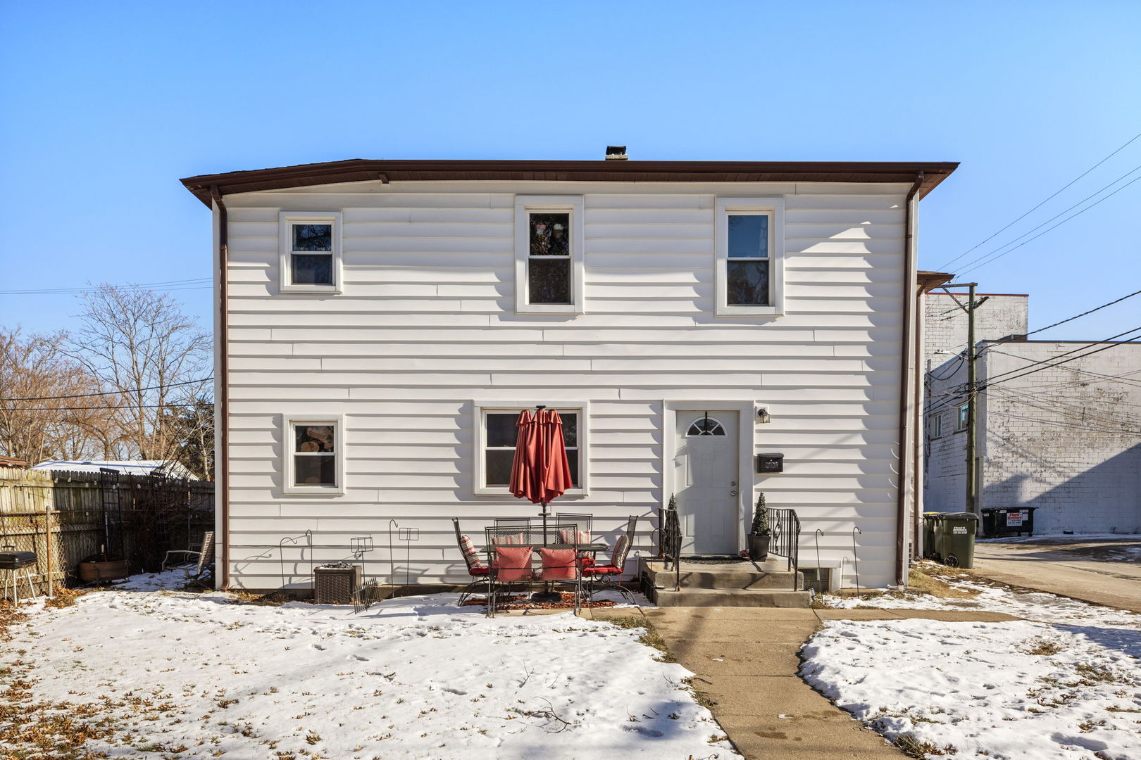 Listing image 2