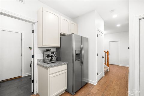 Tiny photo for Oswego, IL 60543 (MLS # 12617098)