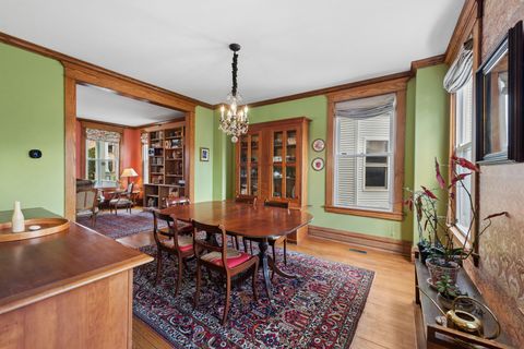 Tiny photo for 5247 N MAGNOLIA Avenue, Chicago, IL 60640 (MLS # 12584283)