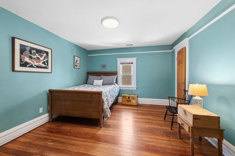 Tiny photo for 5247 N MAGNOLIA Avenue, Chicago, IL 60640 (MLS # 12584283)