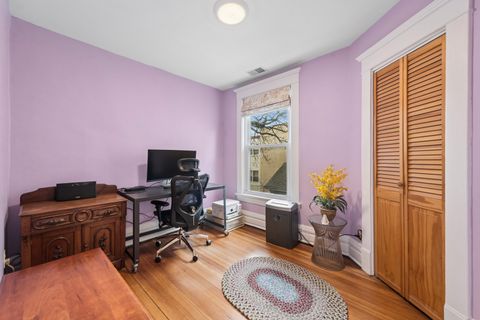 Tiny photo for 5247 N MAGNOLIA Avenue, Chicago, IL 60640 (MLS # 12584283)