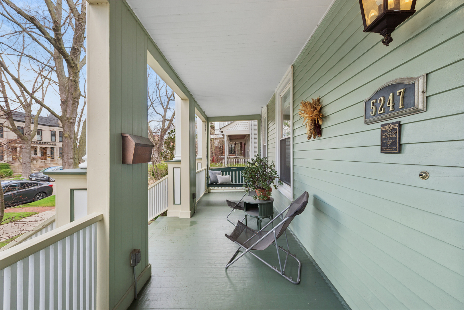 5247 N MAGNOLIA Avenue