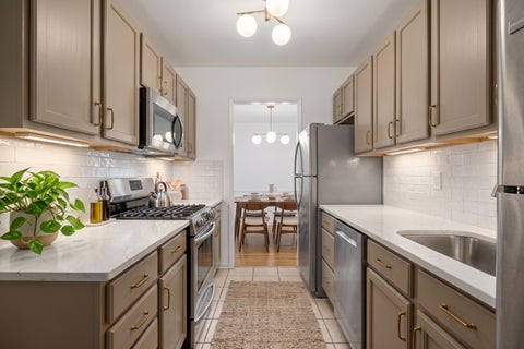 Tiny photo for 737 Ridge Avenue #2H, Evanston, IL 60202 (MLS # 12756004)