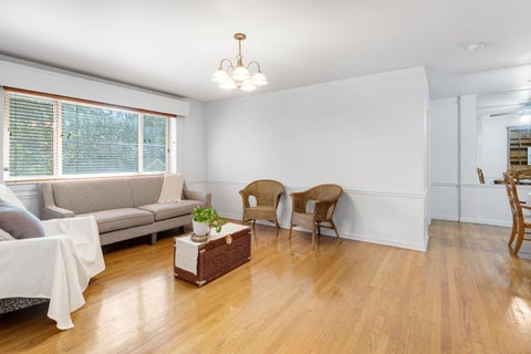 Tiny photo for 737 Ridge Avenue #2H, Evanston, IL 60202 (MLS # 12756004)