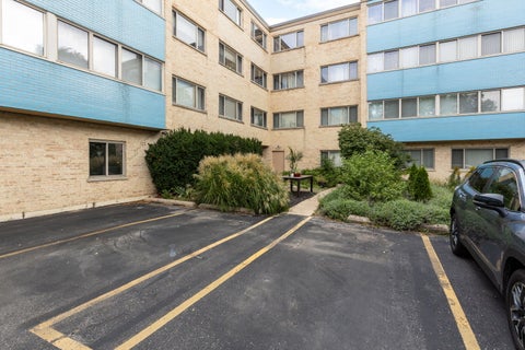 Tiny photo for 737 Ridge Avenue #2H, Evanston, IL 60202 (MLS # 12756004)