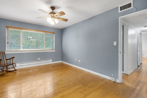Tiny photo for 737 Ridge Avenue #2H, Evanston, IL 60202 (MLS # 12756004)