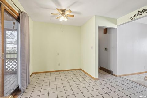 Tiny photo for 1508 32ND Street, Moline, IL 61265 (MLS # QC4270062)