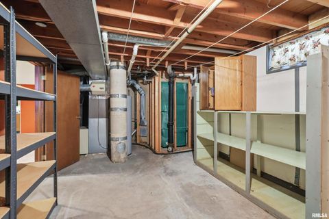 Tiny photo for 1508 32ND Street, Moline, IL 61265 (MLS # QC4270062)