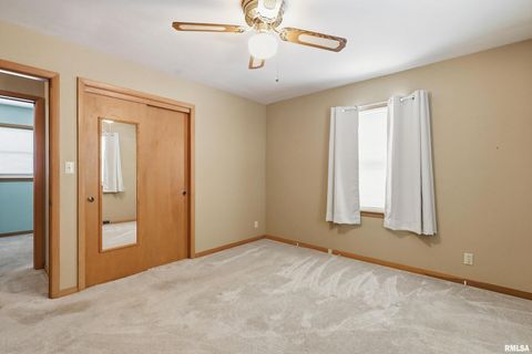 Tiny photo for 1508 32ND Street, Moline, IL 61265 (MLS # QC4270062)