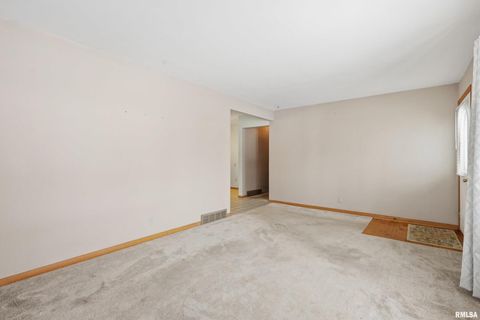 Tiny photo for 1508 32ND Street, Moline, IL 61265 (MLS # QC4270062)