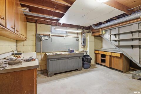 Tiny photo for 1508 32ND Street, Moline, IL 61265 (MLS # QC4270062)