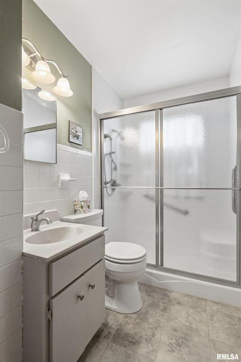 Tiny photo for 1508 32ND Street, Moline, IL 61265 (MLS # QC4270062)