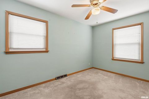 Tiny photo for 1508 32ND Street, Moline, IL 61265 (MLS # QC4270062)