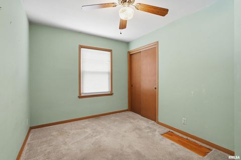 Tiny photo for 1508 32ND Street, Moline, IL 61265 (MLS # QC4270062)