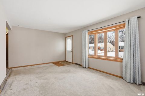 Tiny photo for 1508 32ND Street, Moline, IL 61265 (MLS # QC4270062)