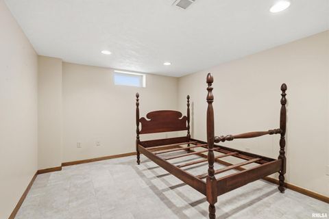 Tiny photo for 1508 32ND Street, Moline, IL 61265 (MLS # QC4270062)