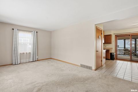 Tiny photo for 1508 32ND Street, Moline, IL 61265 (MLS # QC4270062)