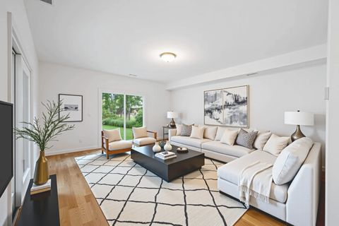 Tiny photo for 277 Church Street, Crystal Lake, IL 60014 (MLS # 12326089)