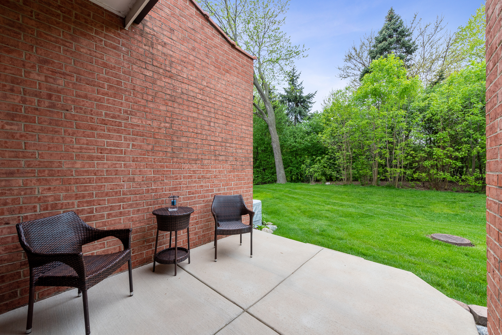 2S570 PATRICK HENRY Square 119