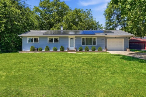 Photo of 850 Austin Avenue, Aurora, IL 60505 (MLS # 12685498)