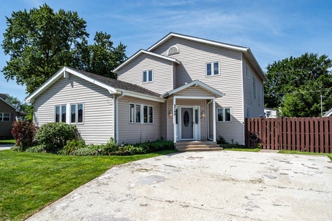 Photo of 9748 Austin Avenue, Oak Lawn, IL 60453 (MLS # 12734372)