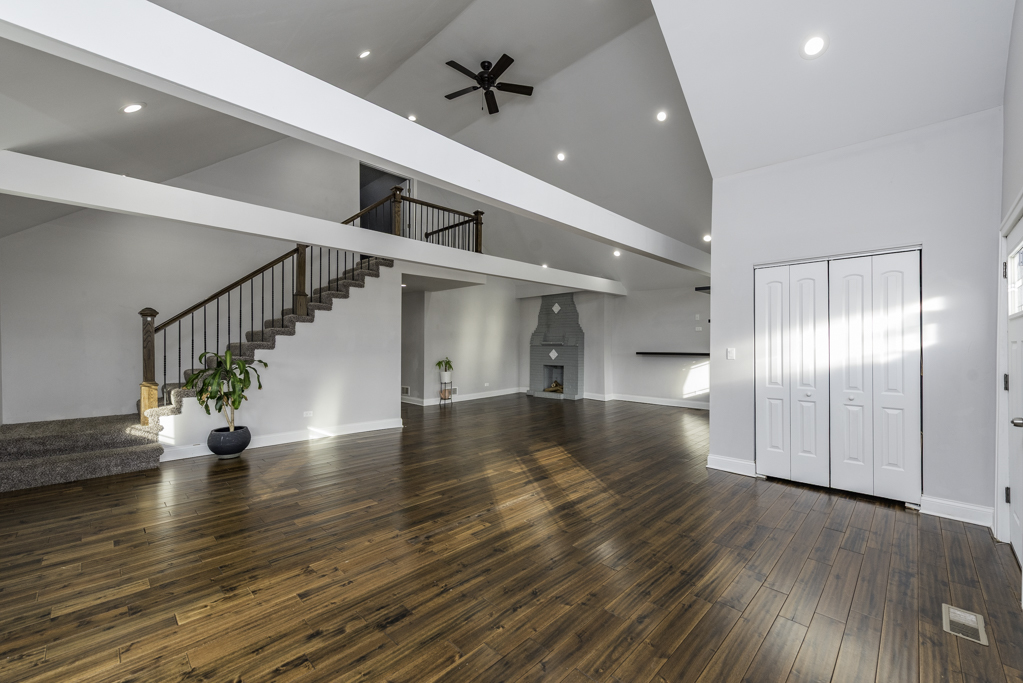 33715 N Lake Shore Drive