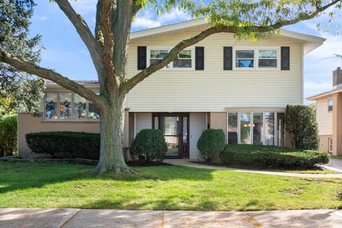 Tiny photo for 9429 OZARK Avenue, Morton Grove, IL 60053 (MLS # 12790642)