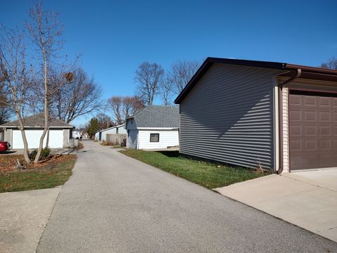 Tiny photo for 1221 Warren Avenue, Belvidere, IL 61008 (MLS # 12548936)