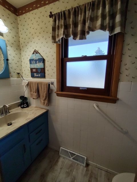 Tiny photo for 1221 Warren Avenue, Belvidere, IL 61008 (MLS # 12548936)