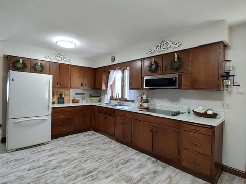 Tiny photo for 1221 Warren Avenue, Belvidere, IL 61008 (MLS # 12548936)