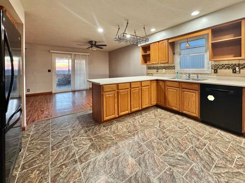 Tiny photo for 416 N Kathleen Street, Stanford, IL 61774 (MLS # 12574241)