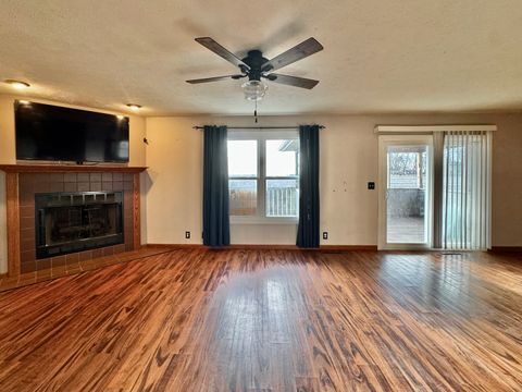 Tiny photo for 416 N Kathleen Street, Stanford, IL 61774 (MLS # 12574241)