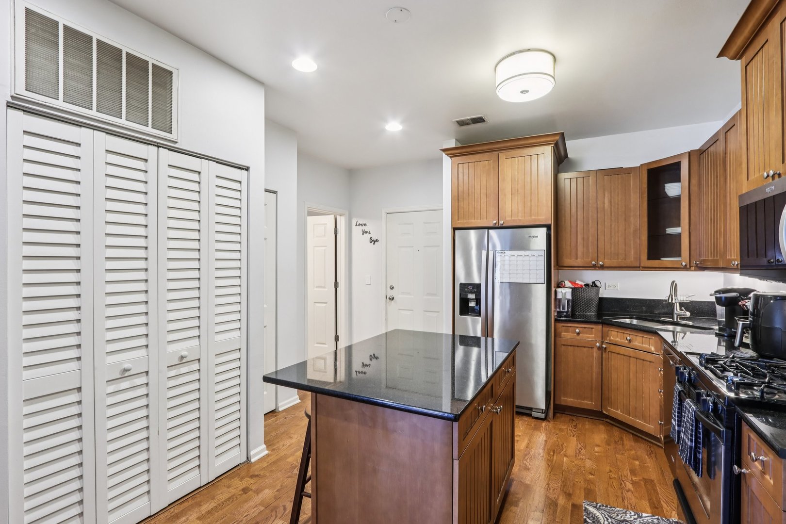 520 N HALSTED Street 311