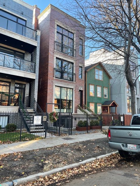1024 N Honore Street 2 Chicago IL 60622